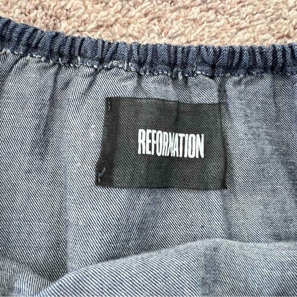 Reformation Scarlett Chambray Denim Off Shoulder‎ Blouse - Picture 8 of 10